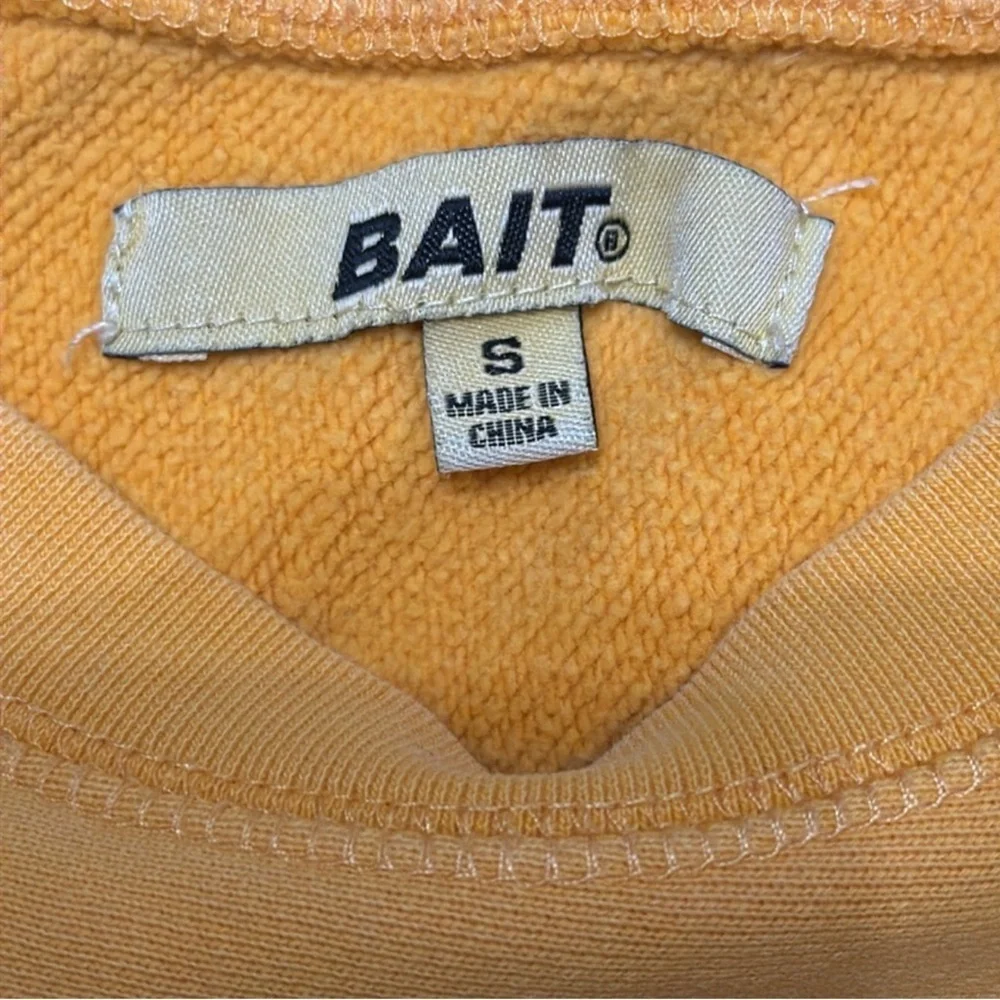 BAIT Yellow Sweatshirt Mens Size Small - Picture 6 of 8